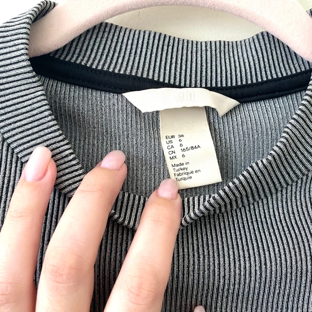 H&M Ribbed Mini Dress - Picture 2 of 5